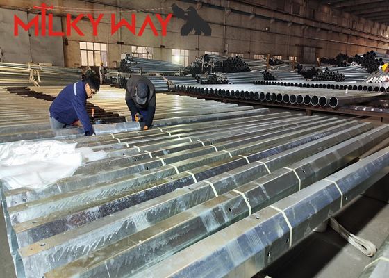 China Poste elétrico de transmissão galvanizado de 9m 200dan 400dan 650dan para linha de distribuição fornecedor
