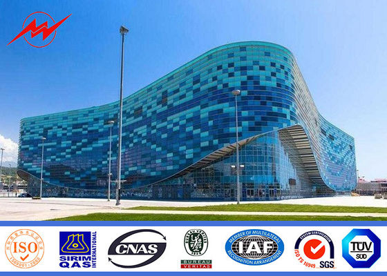 iluminação alta poligonal do centro de esportes do pólo do mastro de 40m com guincho