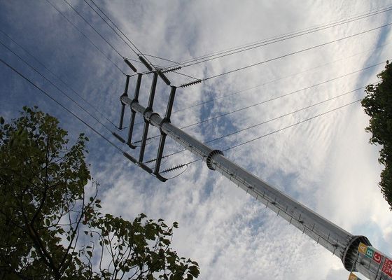 220kv Q345 galvanizou o pólo da corrente eléctrica para a linha elétrica