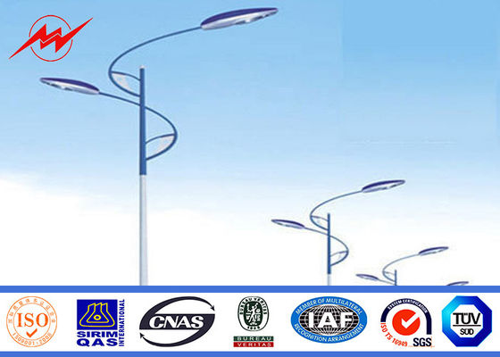 O aço Q235 galvanizou a rua pólos claros de 15m 20m 30m com braço transversal