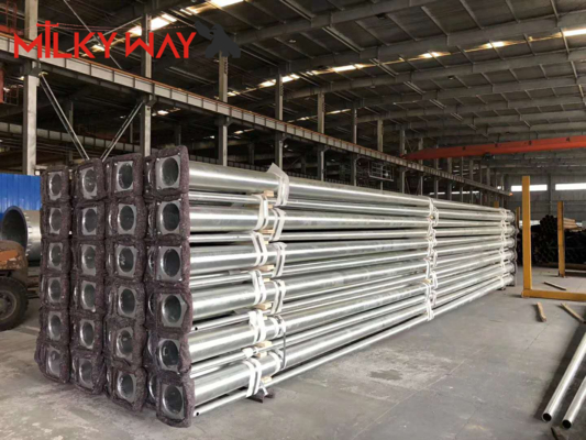 Pólo de semáforo galvanizado 10M Altura 7M Braço cruzado